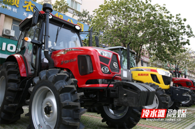 冷水灘 農(nóng)機(jī)銷售旺，全力備春耕